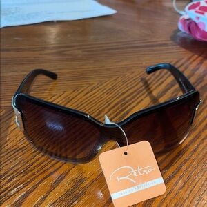 New Retra sunnies sunglasses
